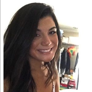 Meet your Posher, Kacey